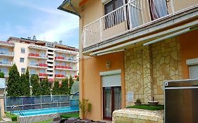 Napsugar Apartmanhaz